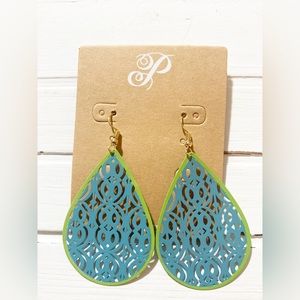 New-never worn Plunder Earrings